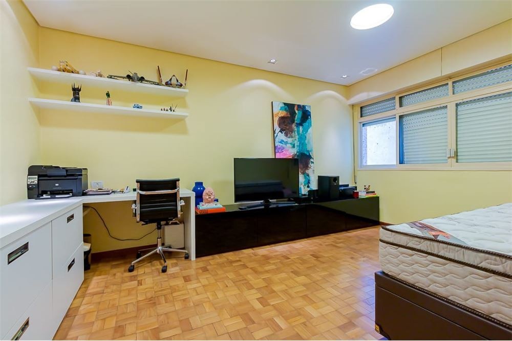 Apartamento à venda com 3 quartos, 165m² - Foto 7