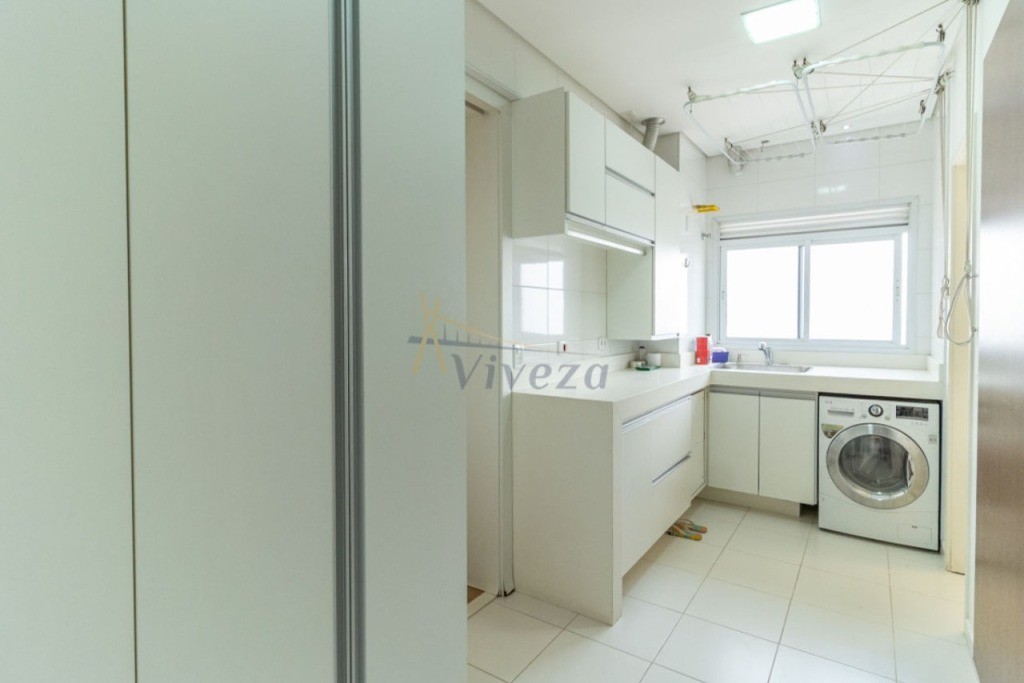 Apartamento à venda com 3 quartos, 146m² - Foto 7