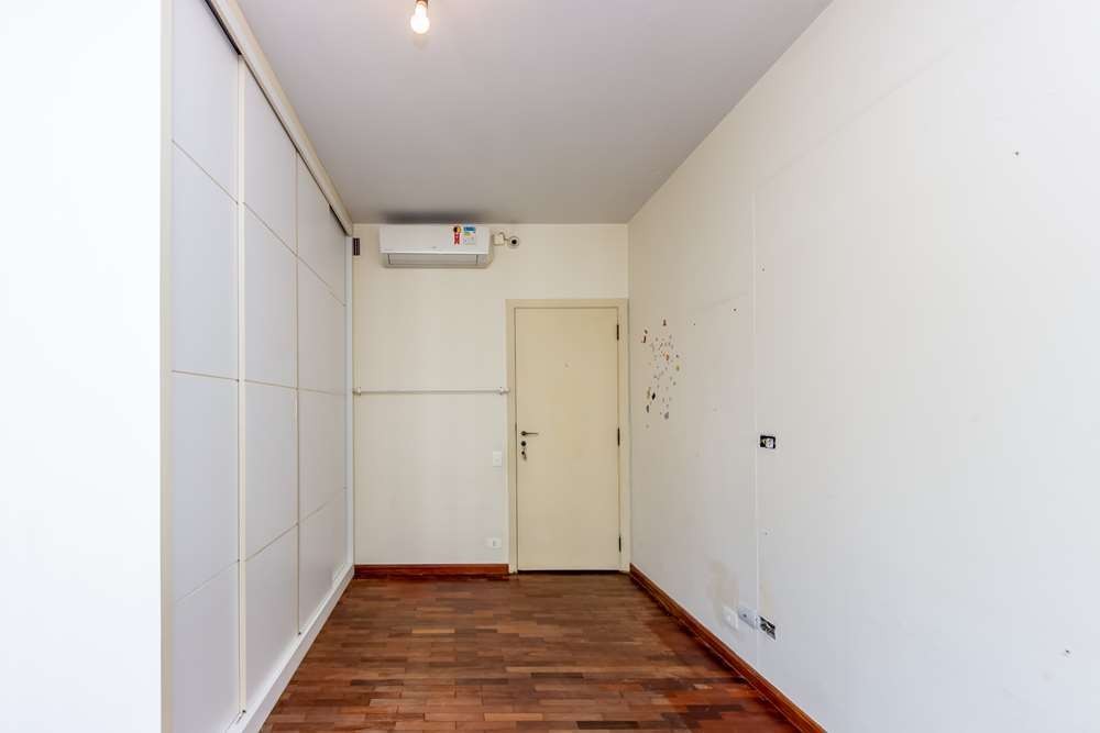 Apartamento à venda com 4 quartos, 270m² - Foto 11