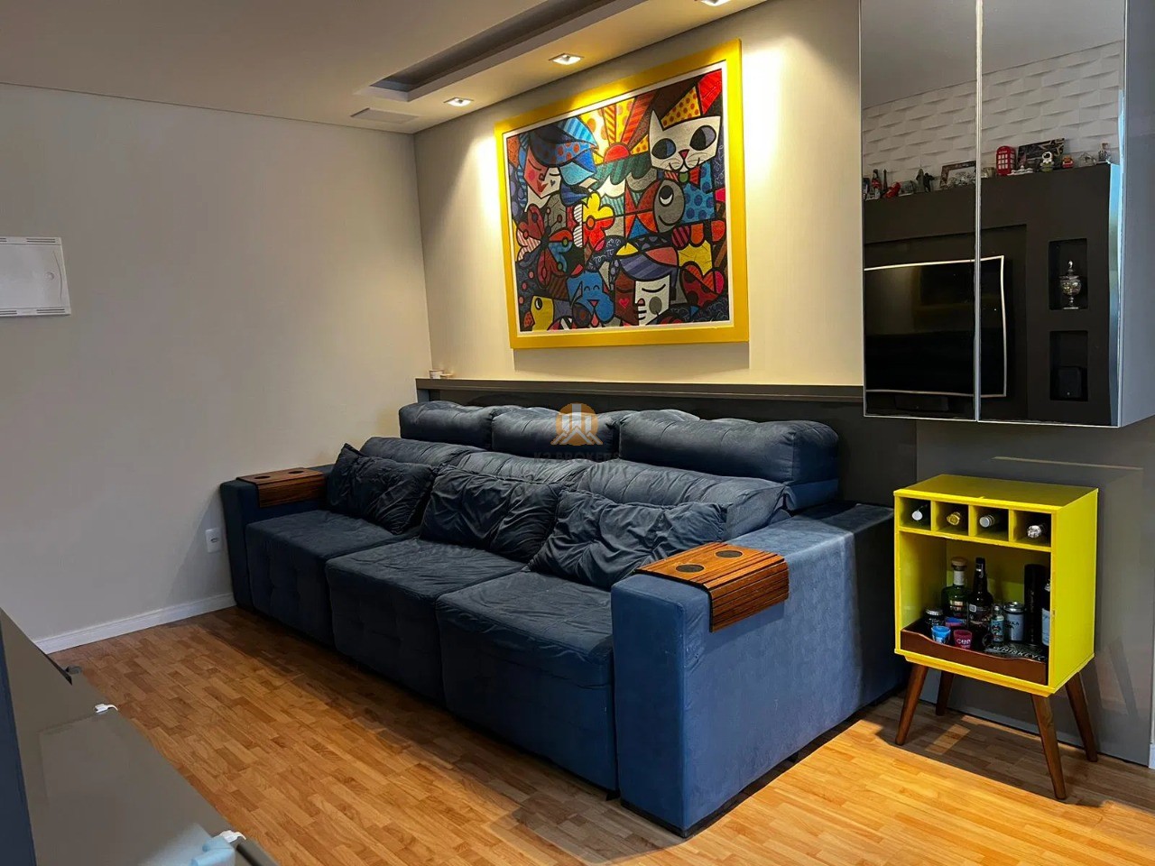 Apartamento à venda com 2 quartos, 72m² - Foto 2