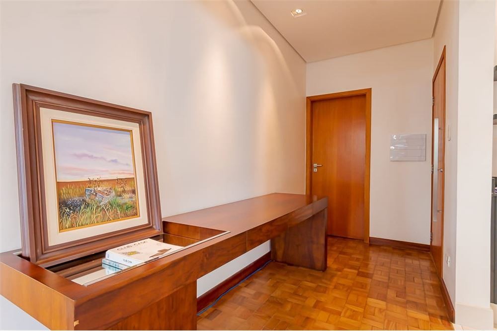 Apartamento à venda com 3 quartos, 165m² - Foto 28