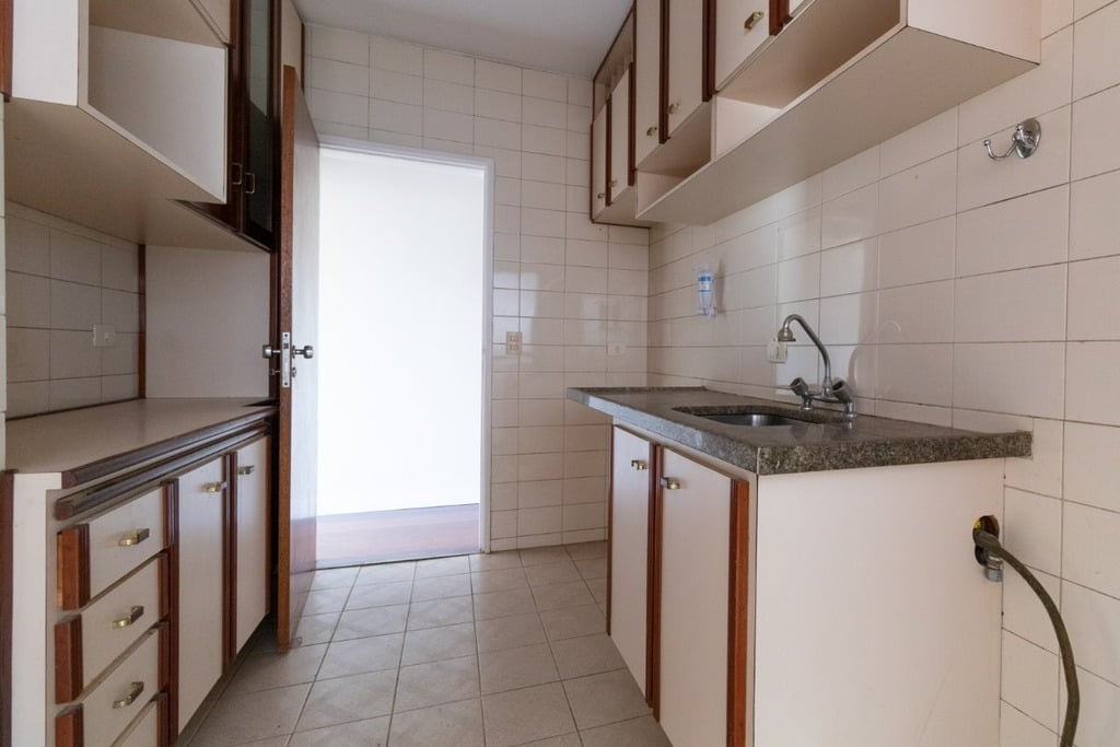 Apartamento à venda com 3 quartos, 82m² - Foto 8