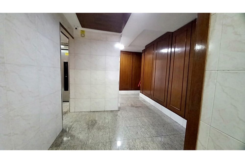 Apartamento à venda com 2 quartos, 55m² - Foto 2