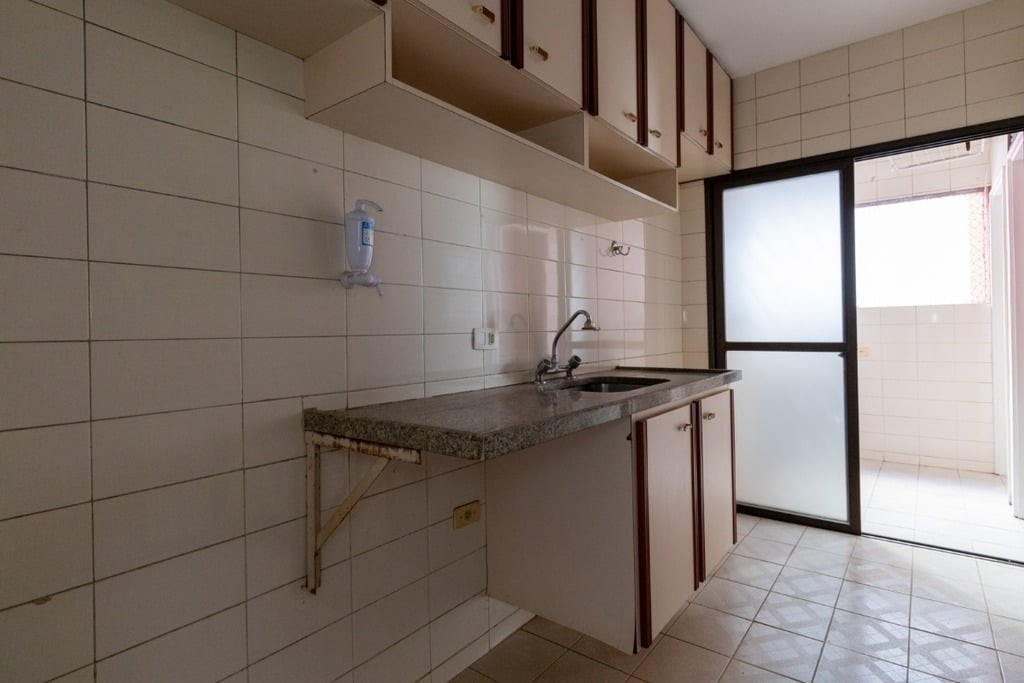 Apartamento à venda com 3 quartos, 82m² - Foto 7