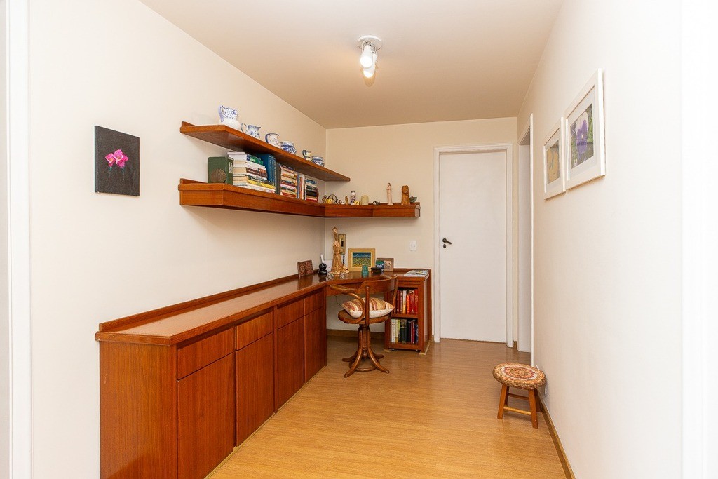 Apartamento à venda com 4 quartos, 174m² - Foto 13