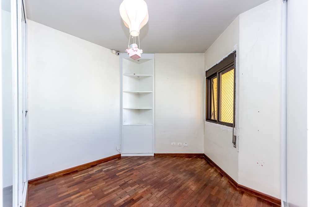 Apartamento à venda com 4 quartos, 270m² - Foto 18