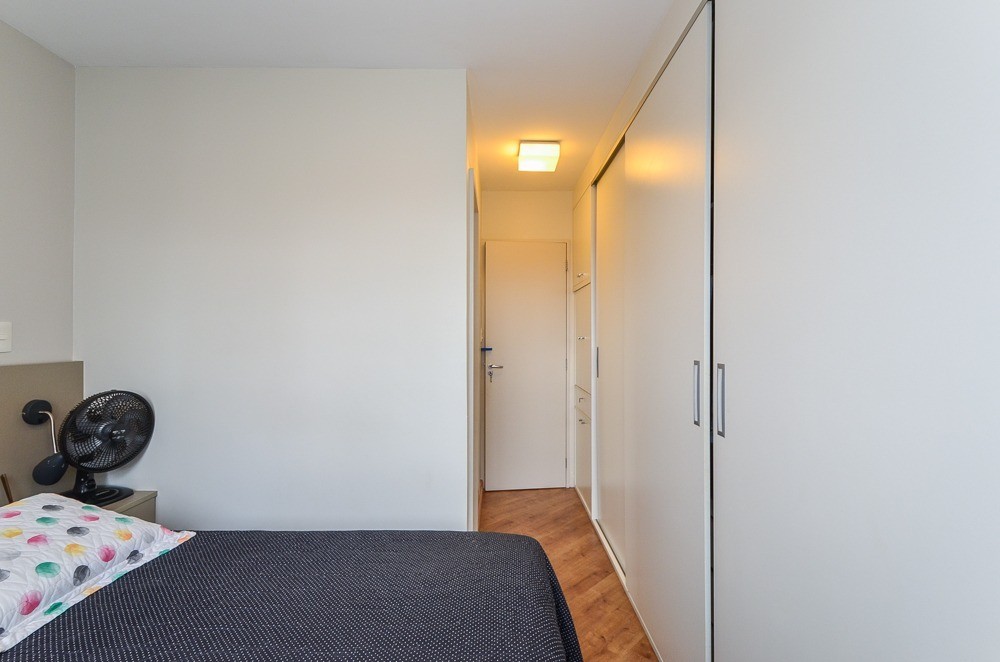 Apartamento à venda com 2 quartos, 65m² - Foto 3