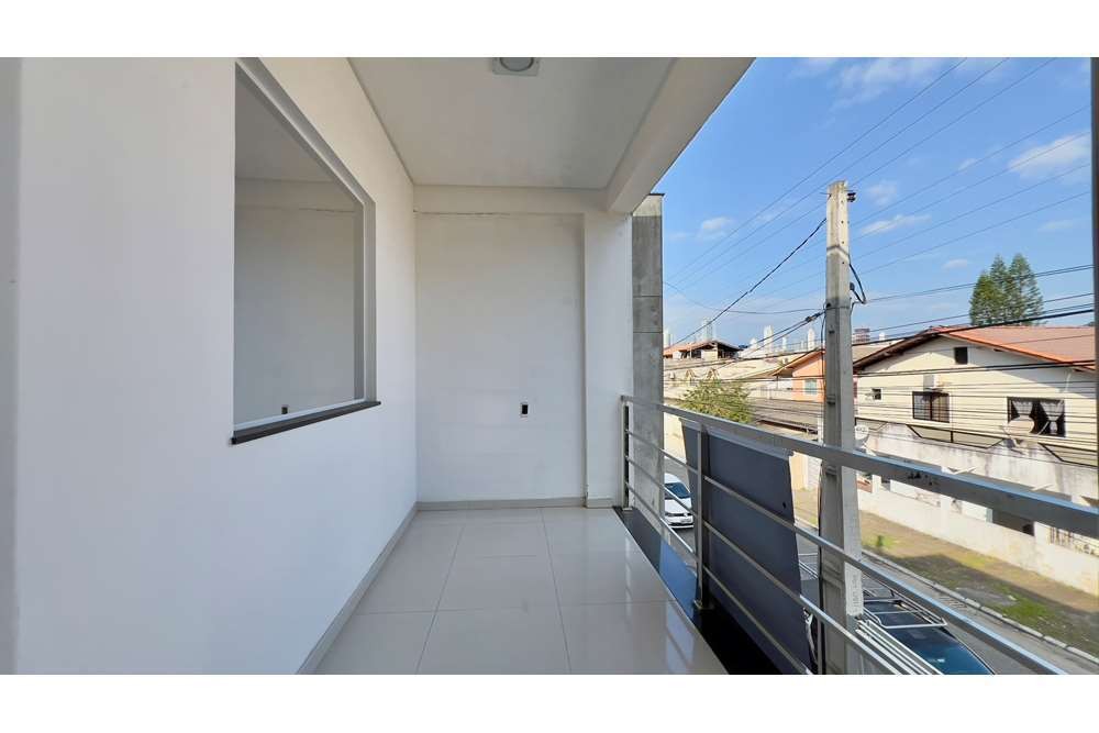 Casa à venda com 3 quartos, 225m² - Foto 3