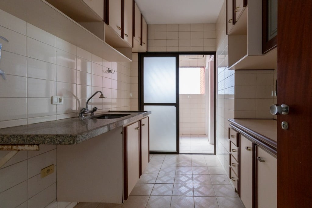 Apartamento à venda com 3 quartos, 82m² - Foto 6