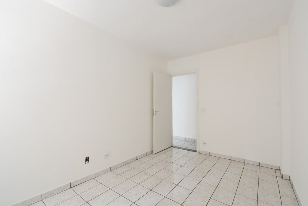 Apartamento à venda com 2 quartos, 75m² - Foto 15