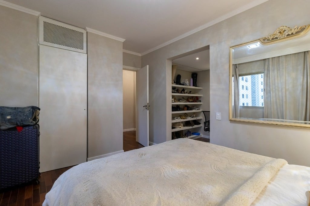 Apartamento à venda com 4 quartos, 187m² - Foto 10