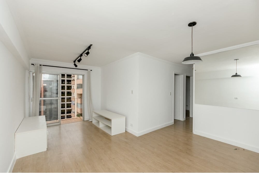 Apartamento à venda com 2 quartos, 61m² - Foto 1