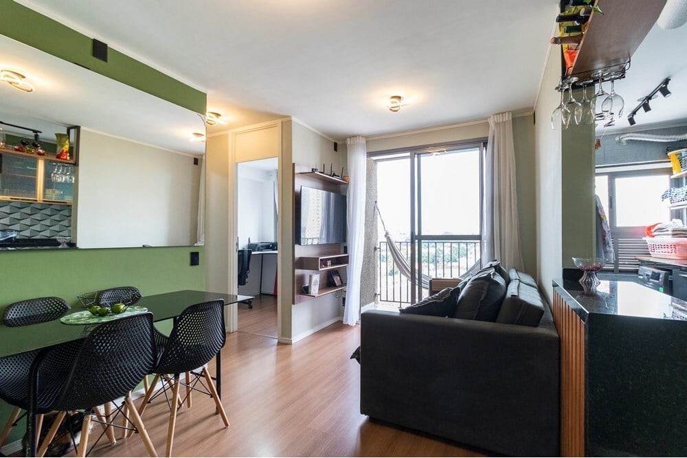Apartamento à venda em São Paulo-SP, Vila Constança: 2 quartos e 1 vaga de garagem com depósito, 81m² de área.