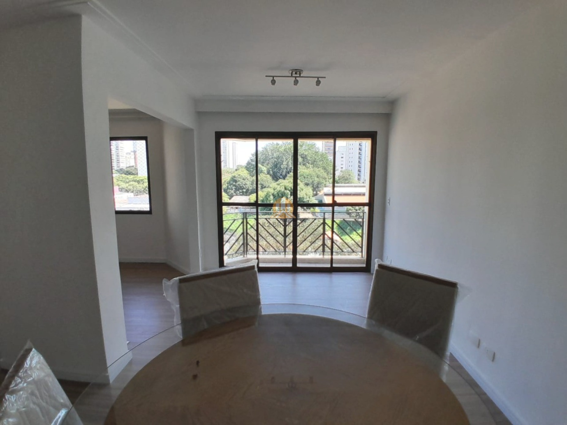 Apartamento à venda com 3 quartos, 87m² - Foto 6