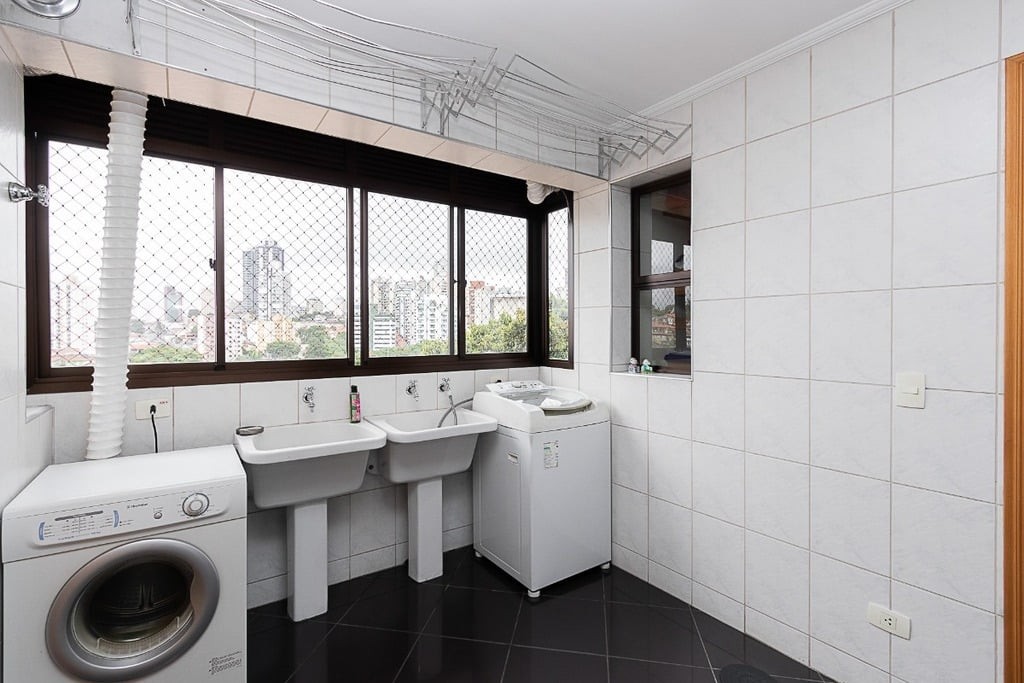 Apartamento à venda com 4 quartos, 245m² - Foto 11