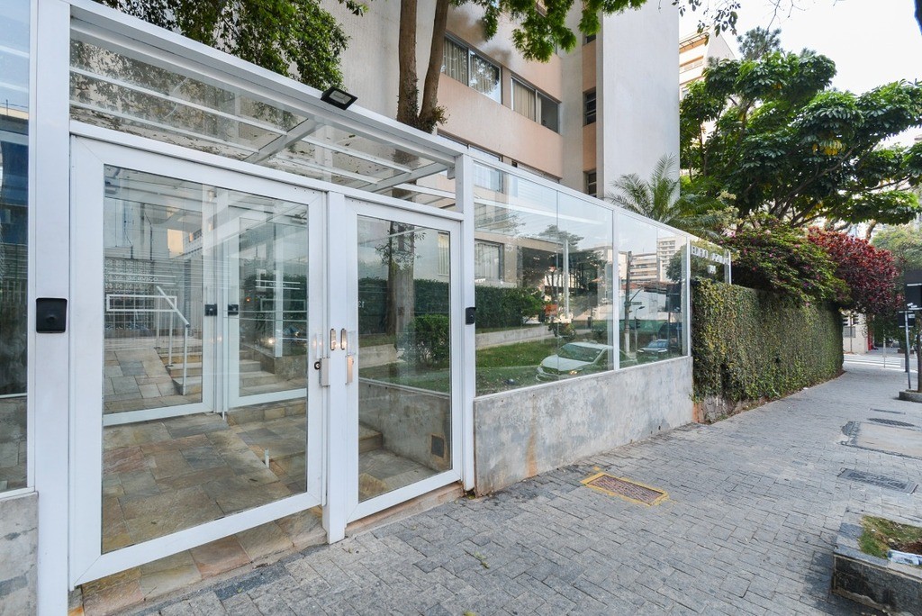 Apartamento à venda com 3 quartos, 128m² - Foto 11