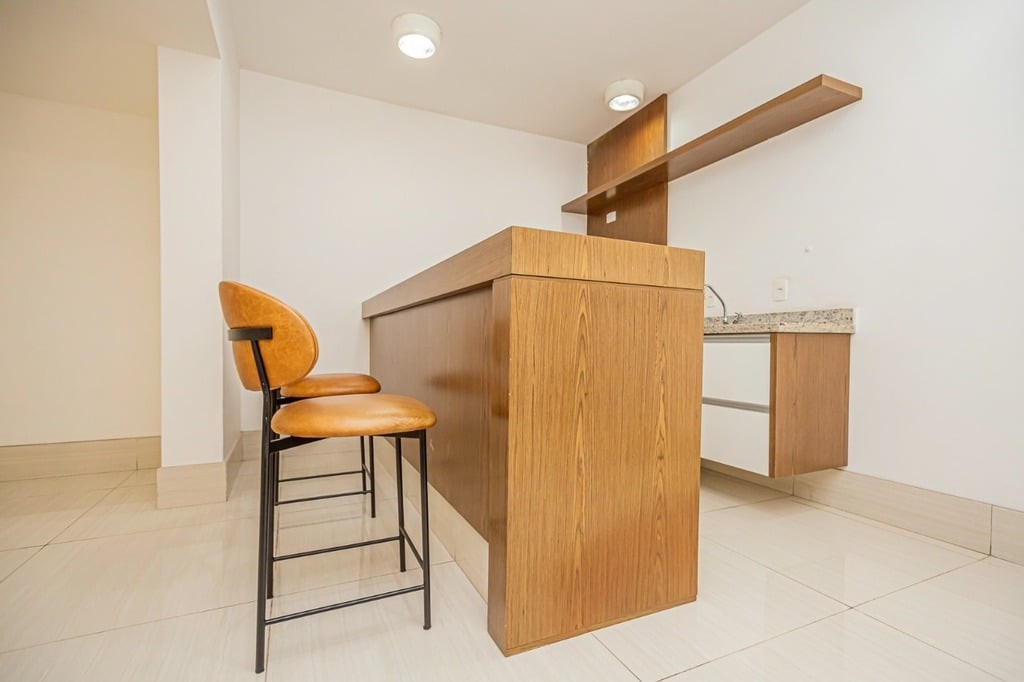 Apartamento à venda com 3 quartos, 75m² - Foto 8