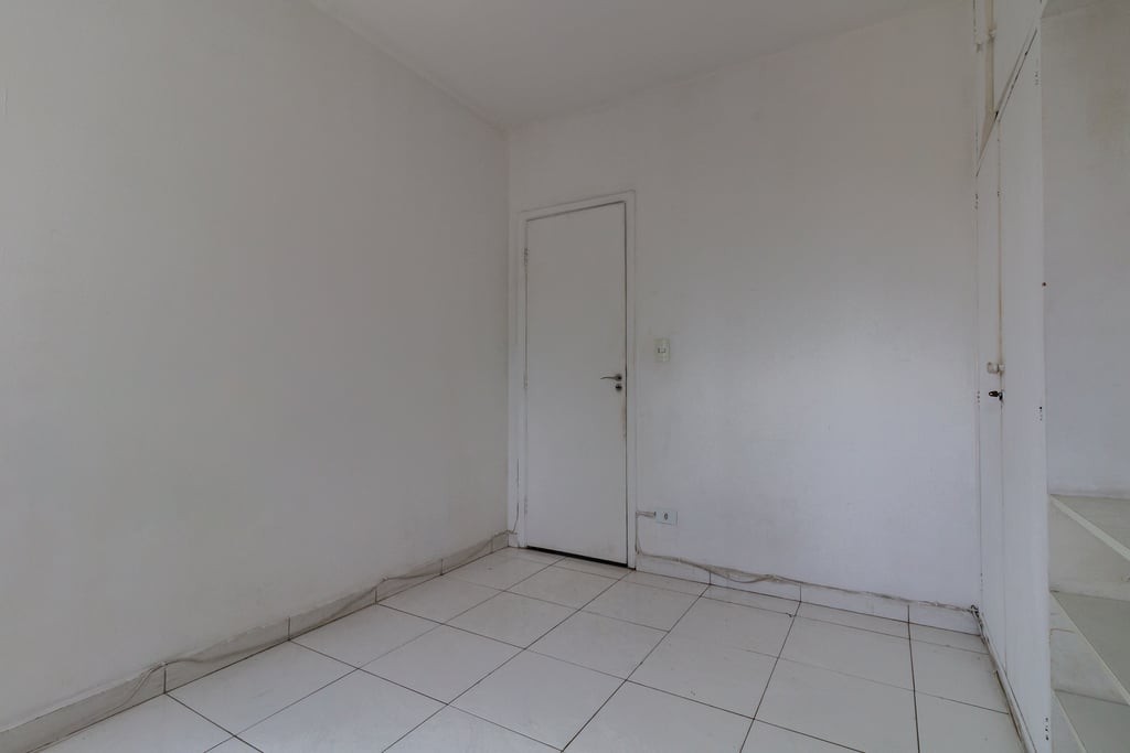 Apartamento à venda com 3 quartos, 90m² - Foto 2