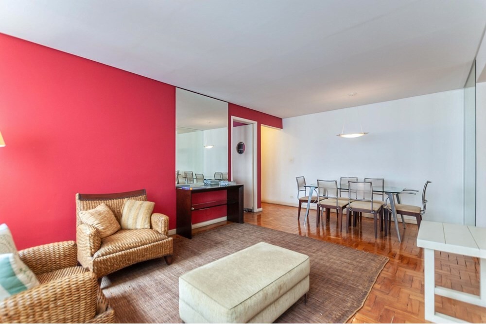 Apartamento à venda em São Paulo - Jardim Paulista: 2 quartos, sendo 1 suíte e 1 vaga, 103 m²!