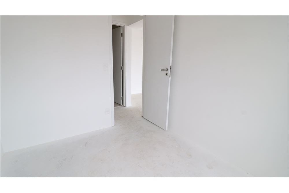 Apartamento à venda com 2 quartos, 80m² - Foto 37