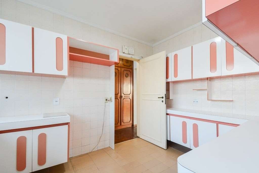 Apartamento à venda com 3 quartos, 142m² - Foto 9