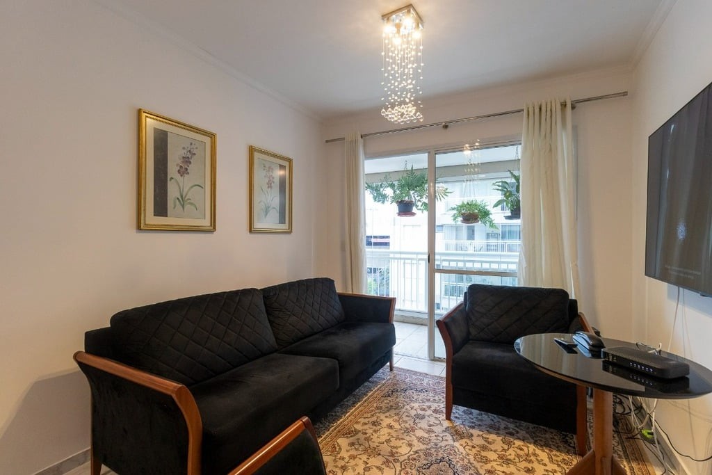 Apartamento à venda na Vila Mariana, São Paulo-SP, com 3 quartos, sendo 1 suíte e 2 vagas de garagem!