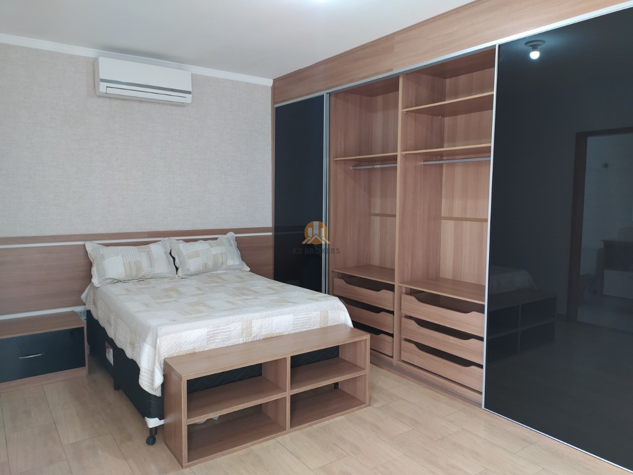 Casa à venda com 3 quartos, 200m² - Foto 25