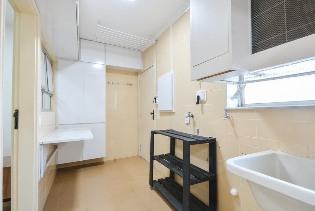 Apartamento à venda com 3 quartos, 142m² - Foto 11