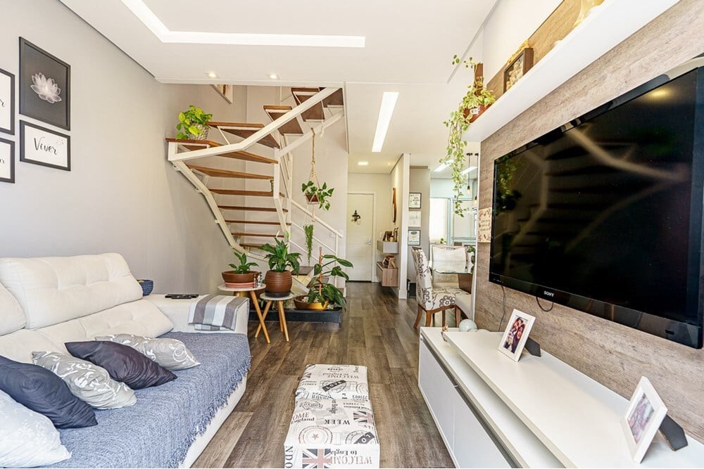 Casa à venda com 3 quartos, 122m² - Foto 1