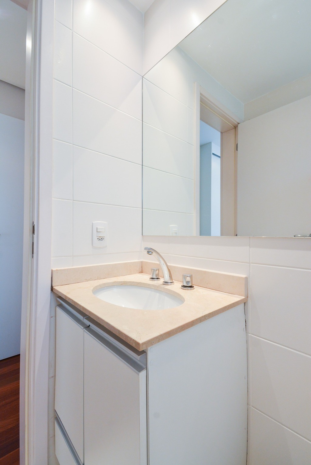 Apartamento à venda com 2 quartos, 57m² - Foto 22