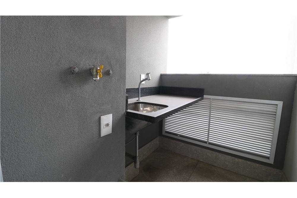 Apartamento à venda com 2 quartos, 80m² - Foto 4