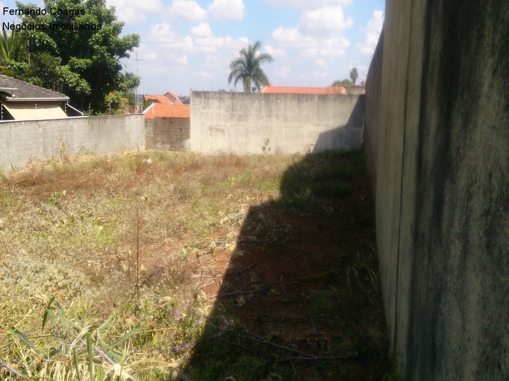 Terreno à venda, 630m² - Foto 1