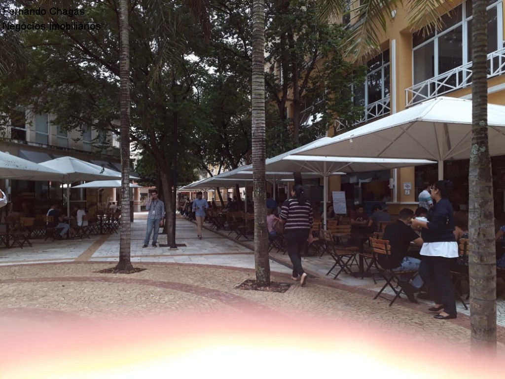 Oportunidade única: loja comercial à venda na praça de alime