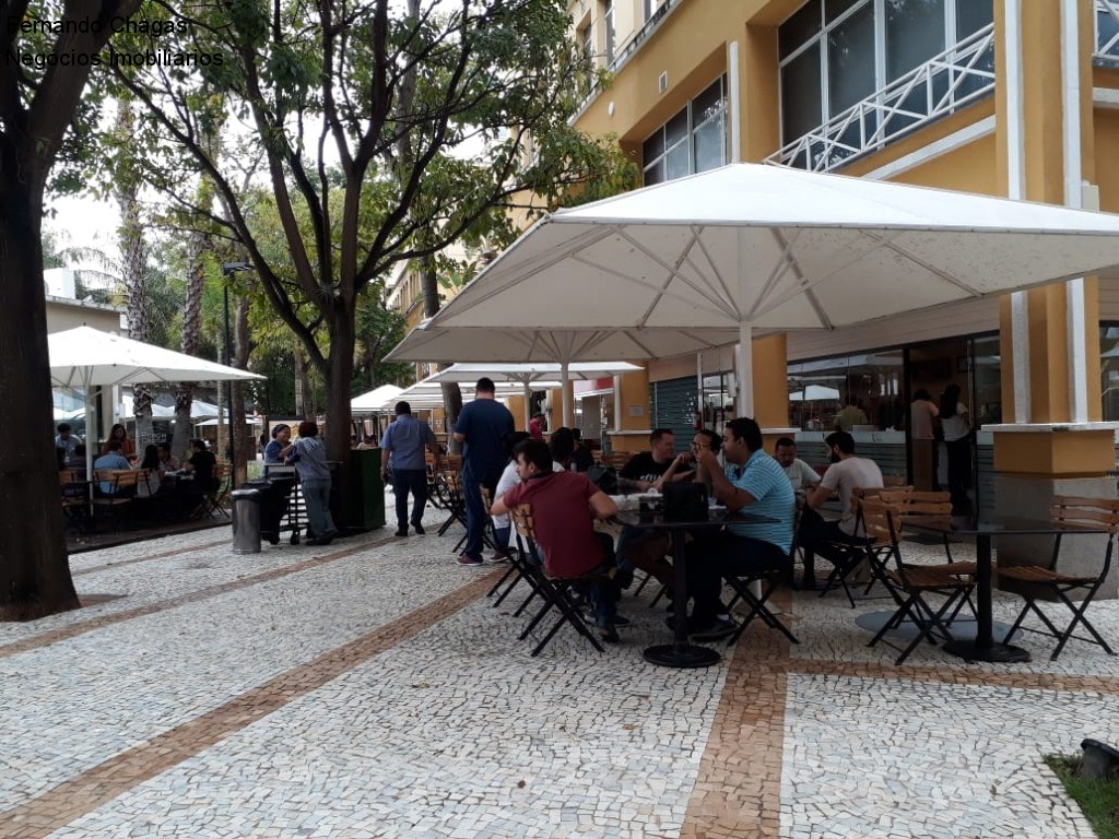 Oportunidade única: loja comercial à venda na praça de alime