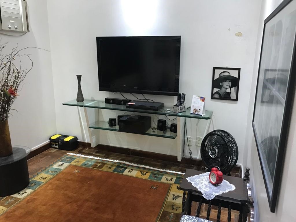 Apartamento à venda com 2 quartos, 68m² - Foto 9