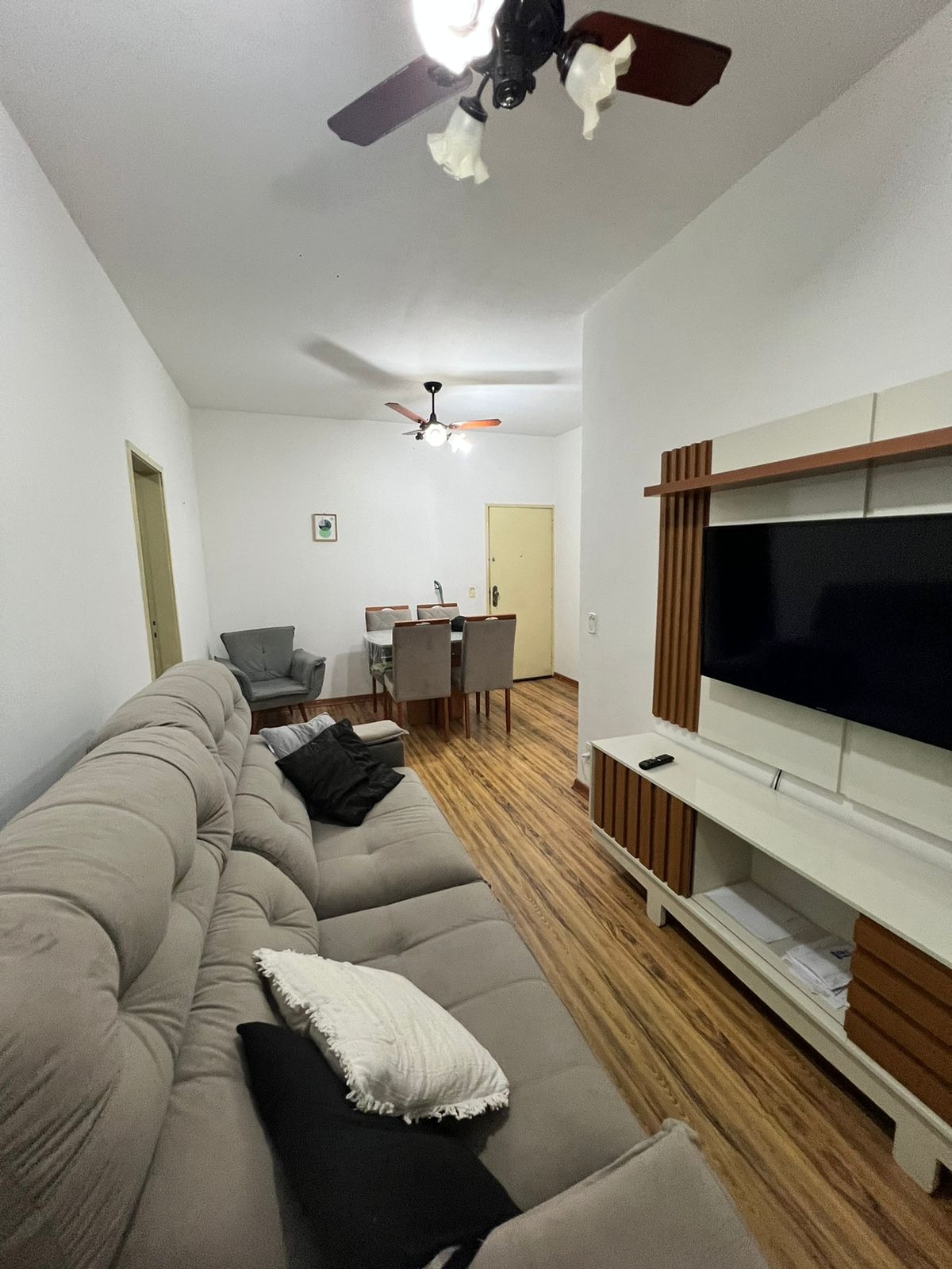 Apartamento à venda com 3 quartos, 73m² - Foto 1