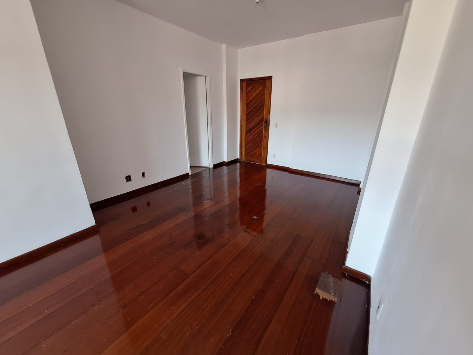 Apartamento para alugar com 2 quartos, 80m² - Foto 3