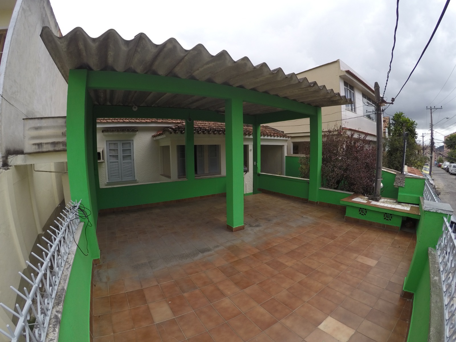 Casa à venda com 3 quartos, 150m² - Foto 2