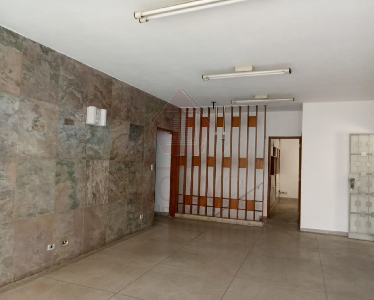 Prédio Inteiro para alugar, 390m² - Foto 2