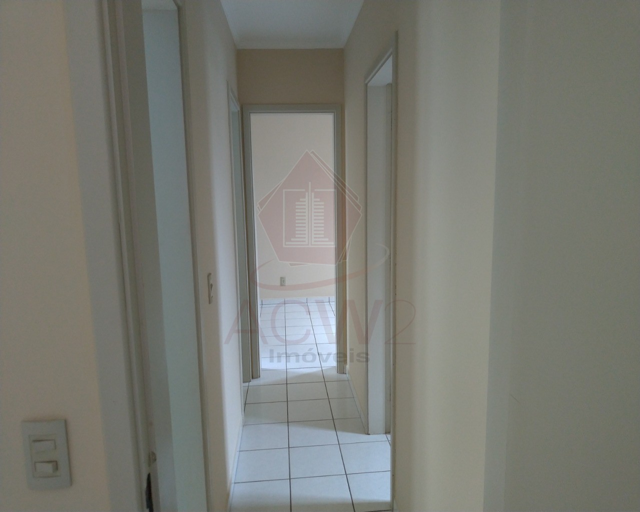 Apartamento para alugar com 2 quartos, 75m² - Foto 7