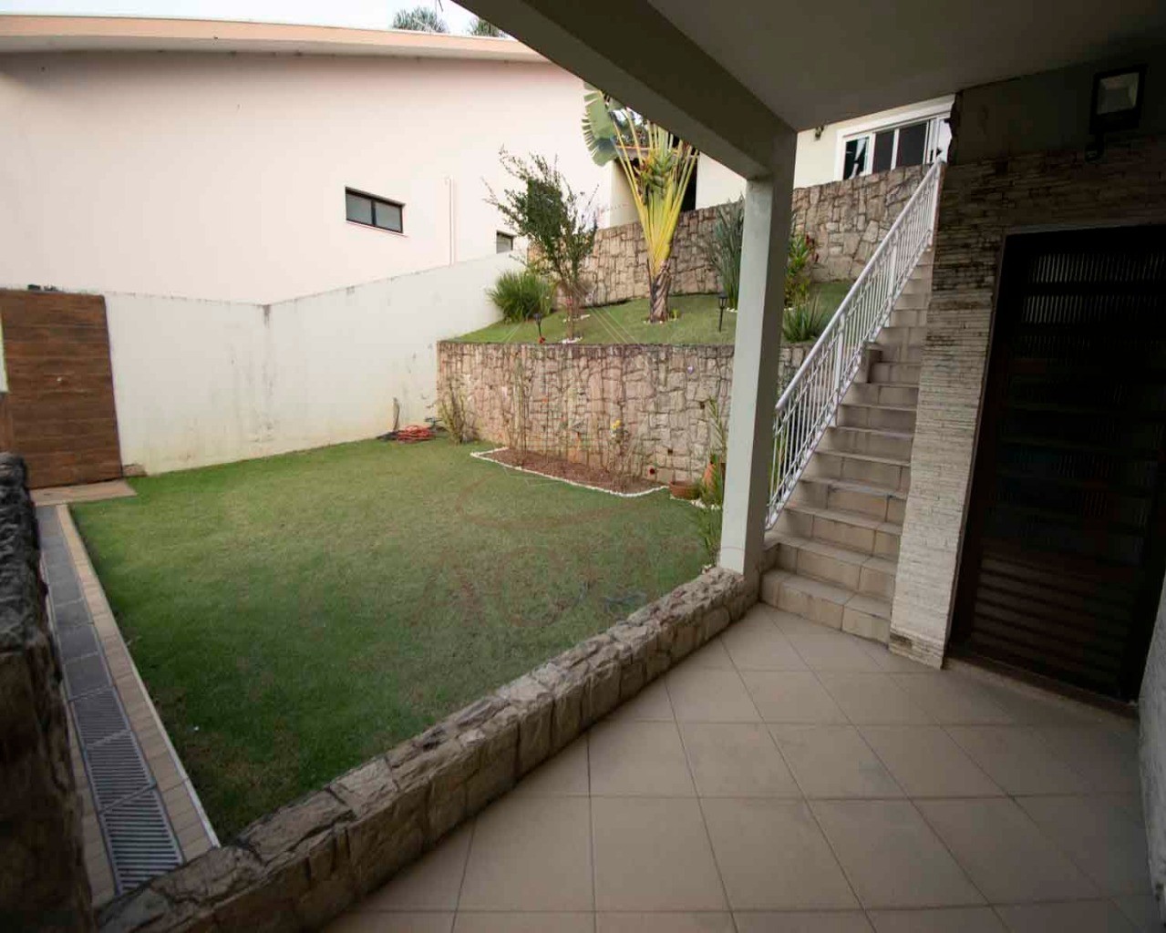 Casa à venda com 3 quartos, 550m² - Foto 5