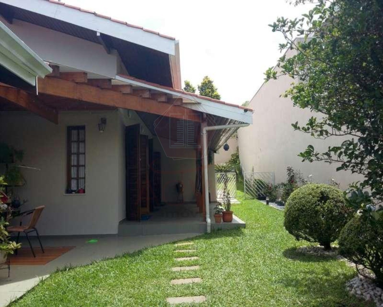 Casa à venda com 5 quartos, 400m² - Foto 4