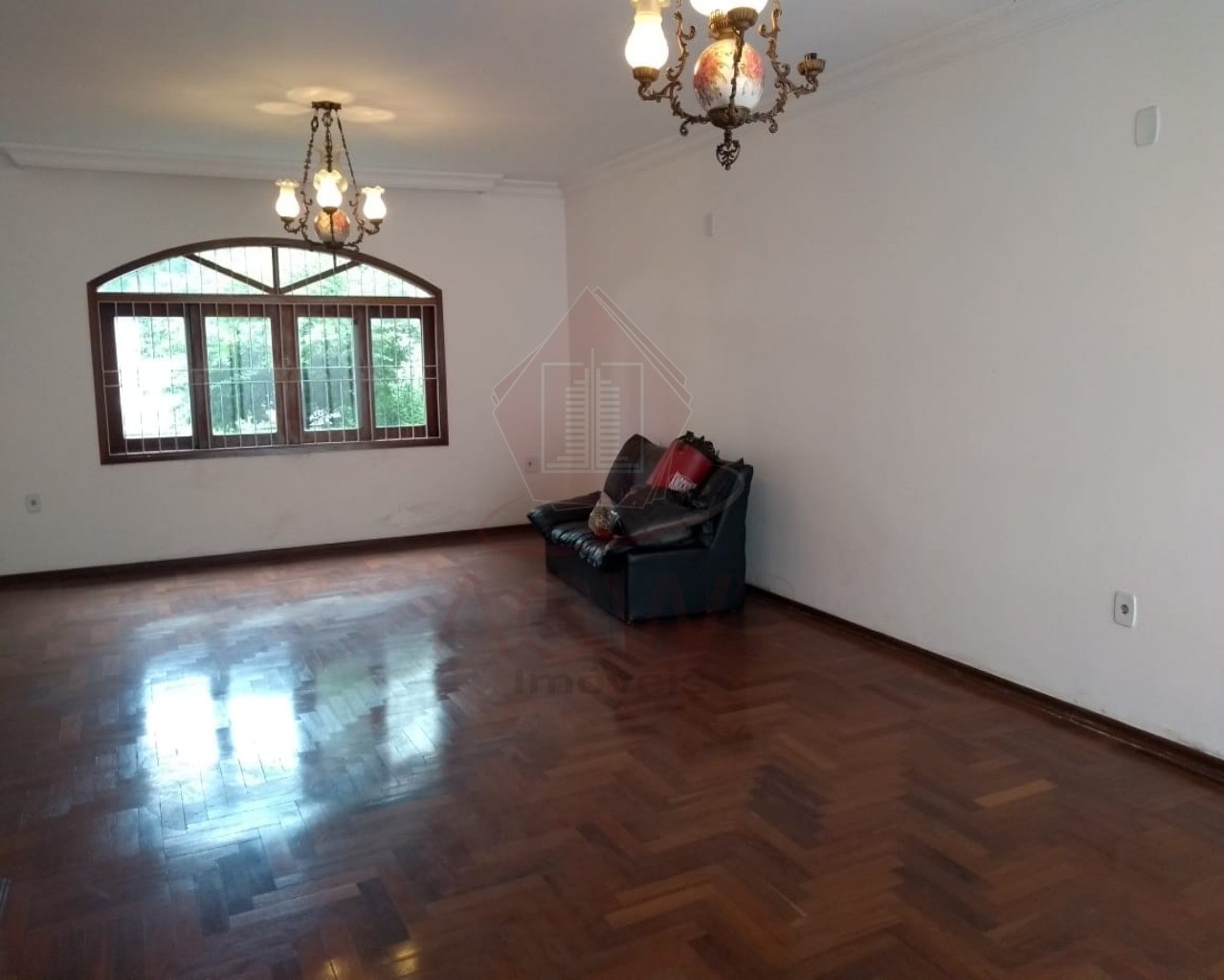 Casa à venda com 3 quartos, 200m² - Foto 6