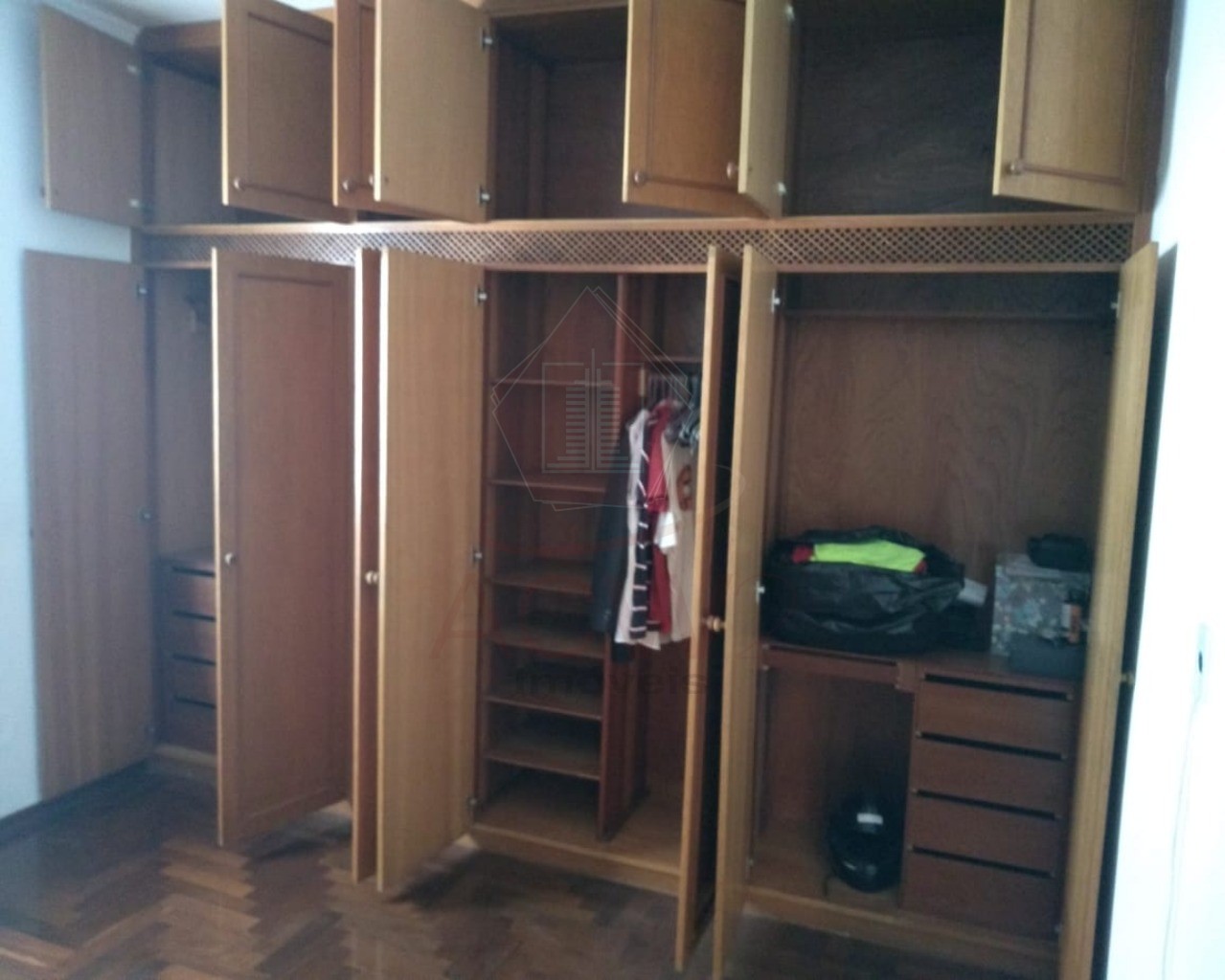 Casa à venda com 3 quartos, 200m² - Foto 10