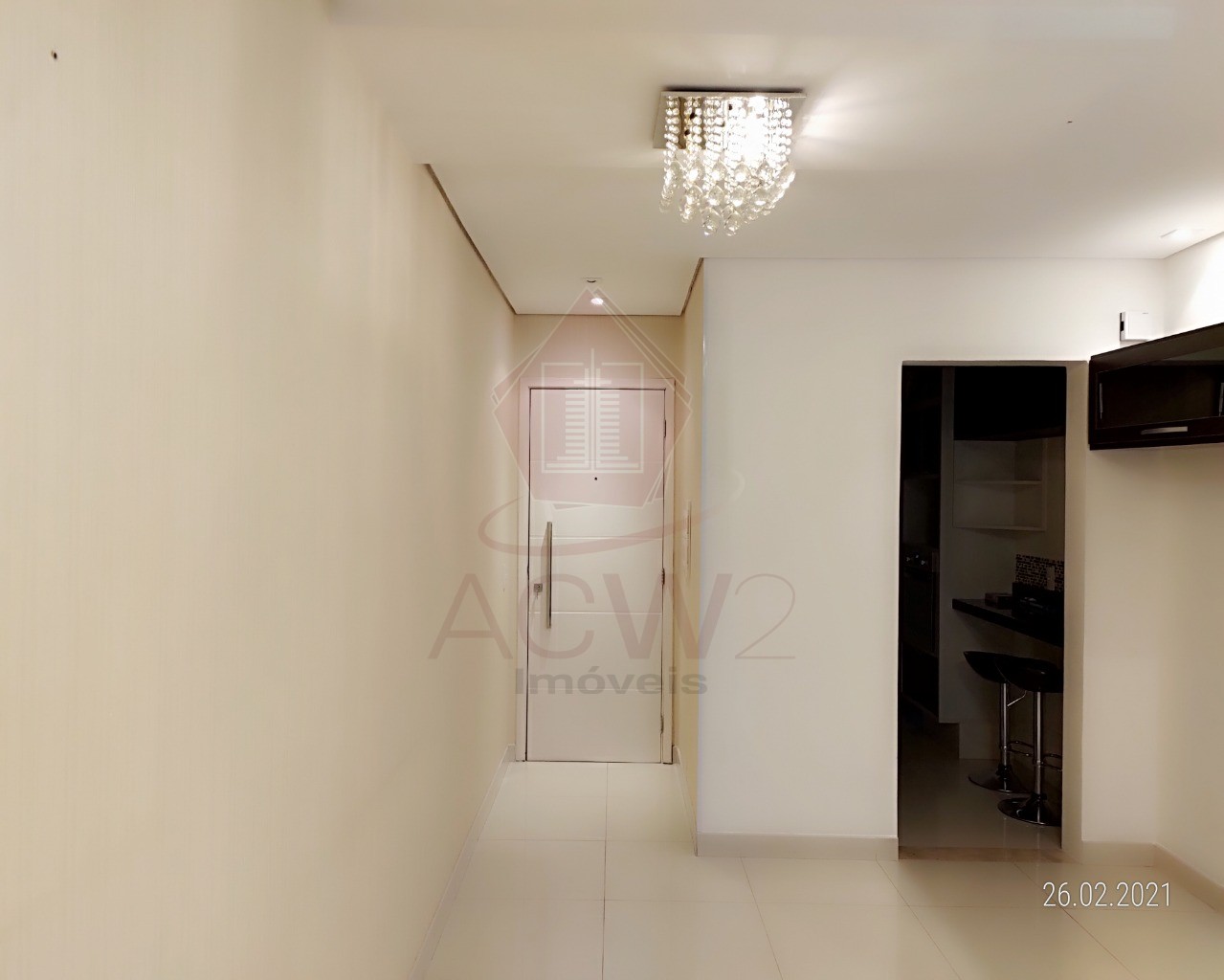 Apartamento à venda com 2 quartos, 78m² - Foto 2