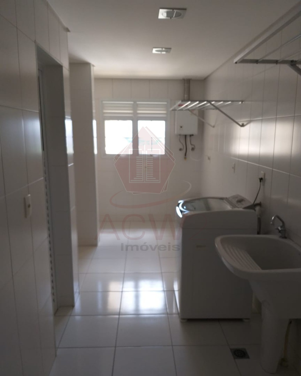 Apartamento à venda com 3 quartos, 157m² - Foto 8