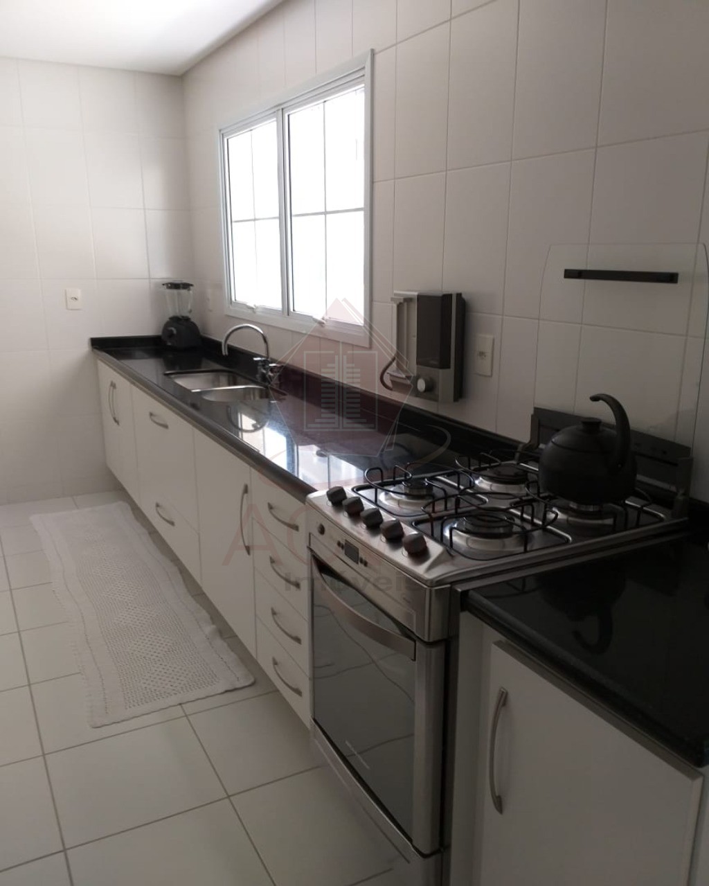 Apartamento à venda com 3 quartos, 157m² - Foto 4