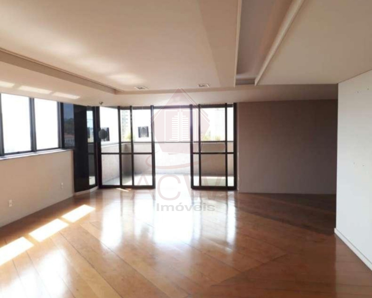 Apartamento à venda com 3 quartos, 255m² - Foto 4