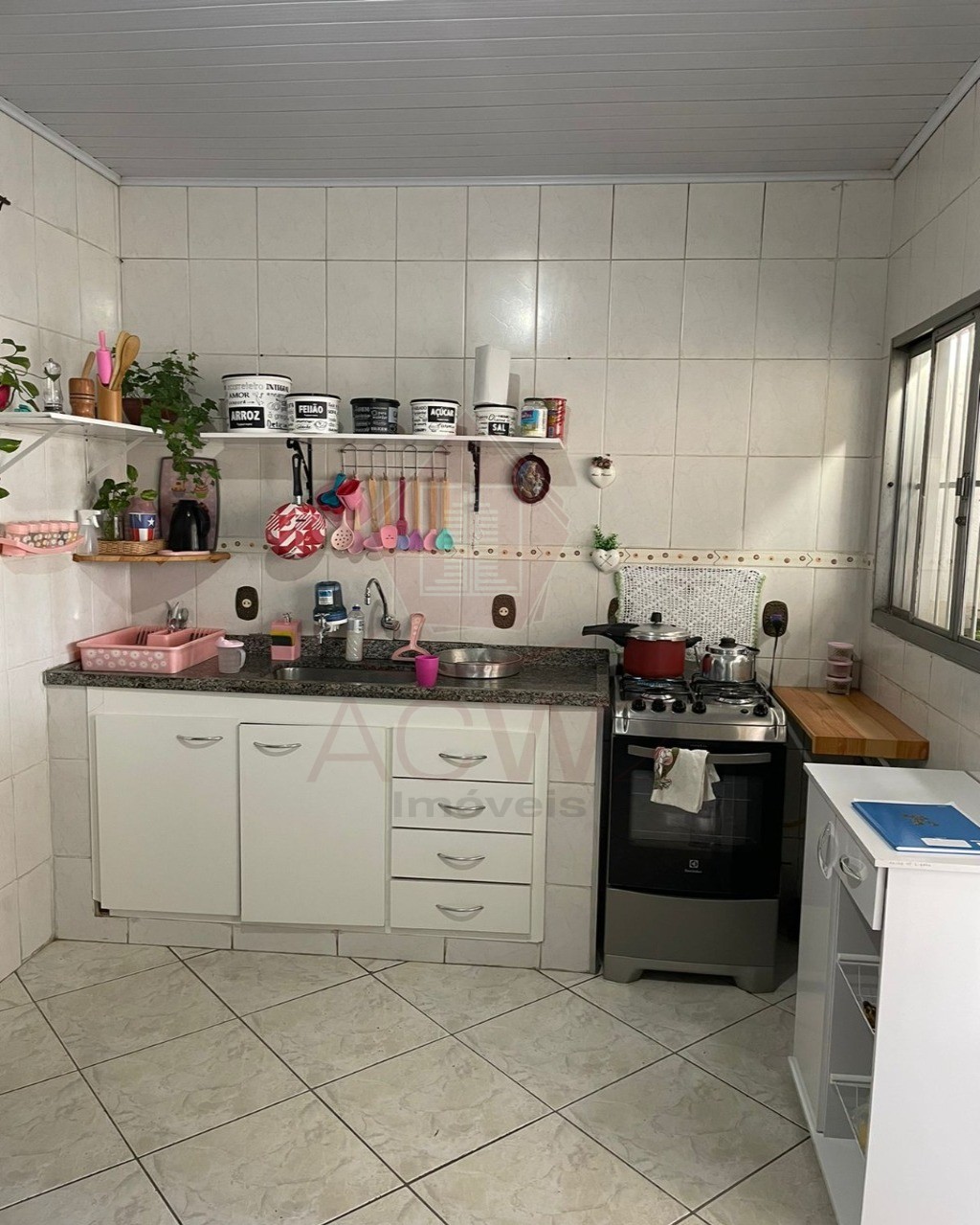 Casa à venda com 3 quartos, 173m² - Foto 14