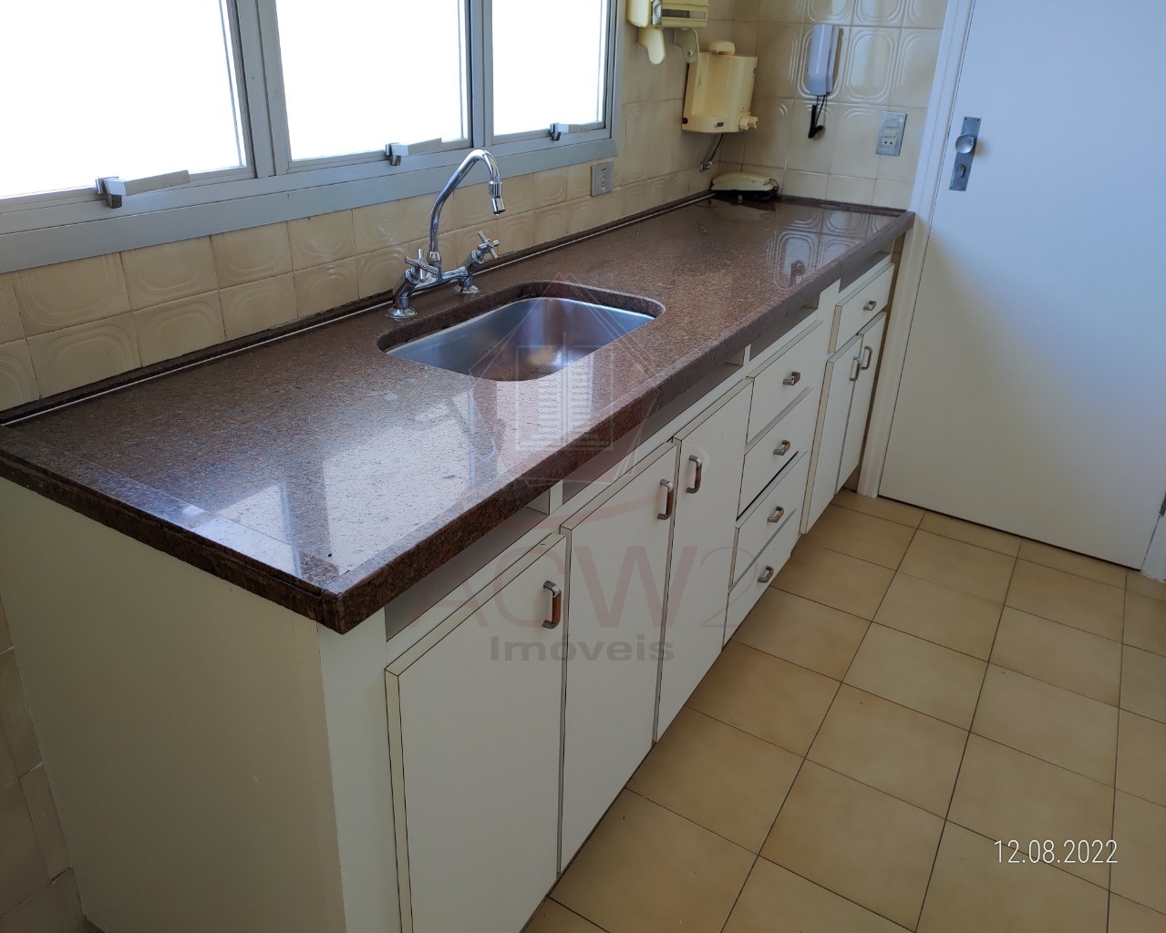 Apartamento à venda com 3 quartos, 184m² - Foto 4